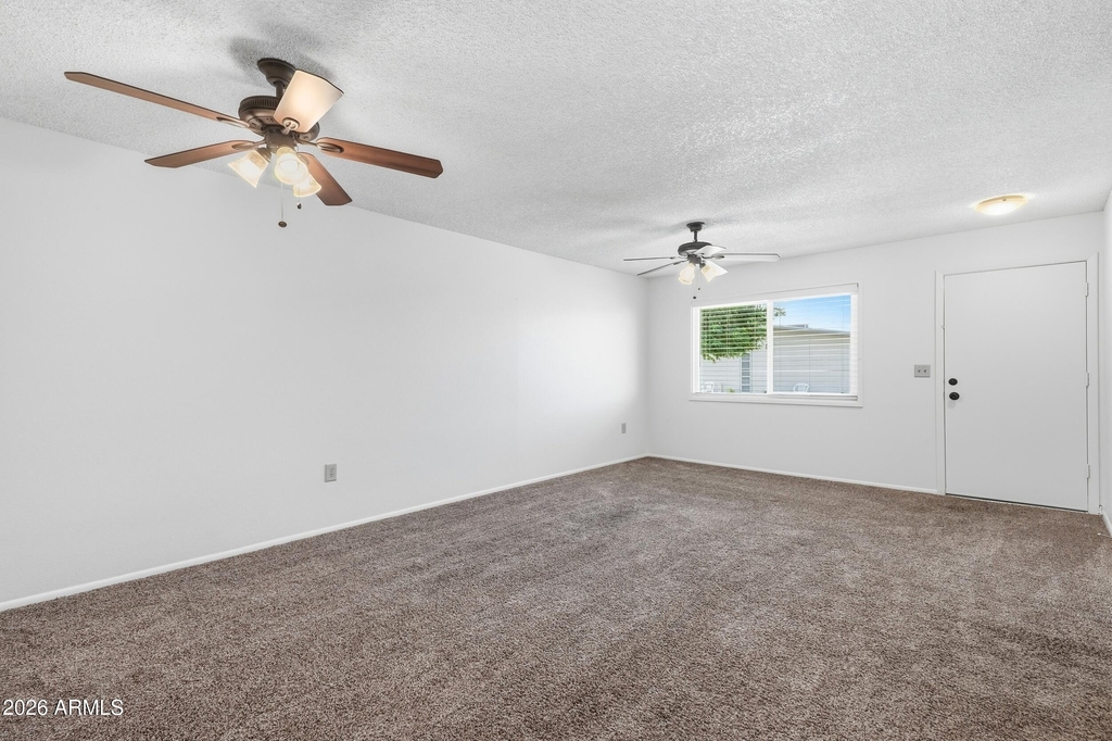 10922 W Santa Fe Drive - Photo 3