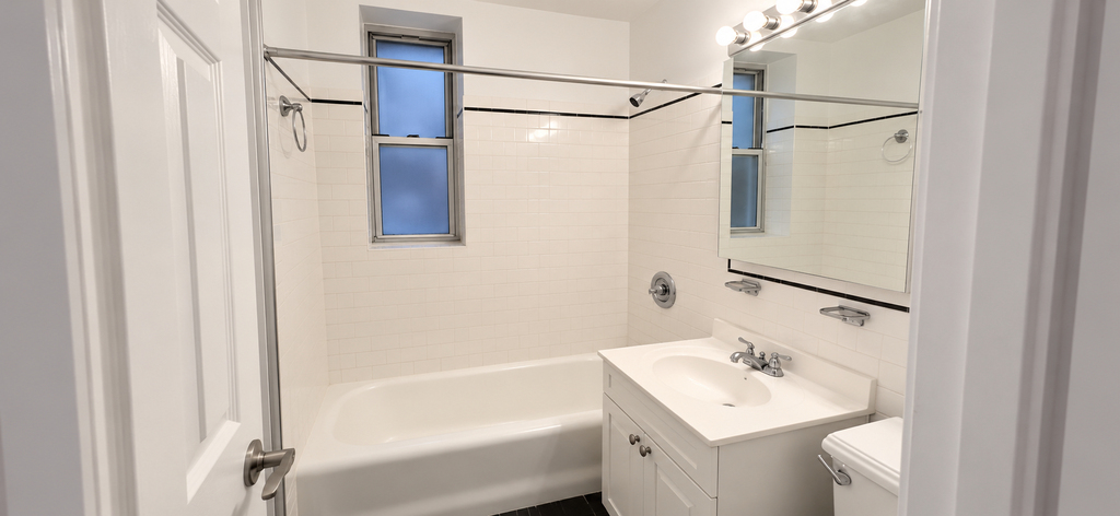  West 13th Street - Photo 4