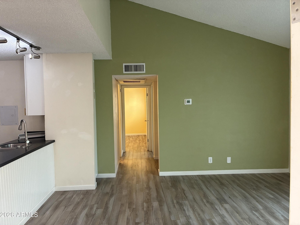 8055 E Thomas Road - Photo 2