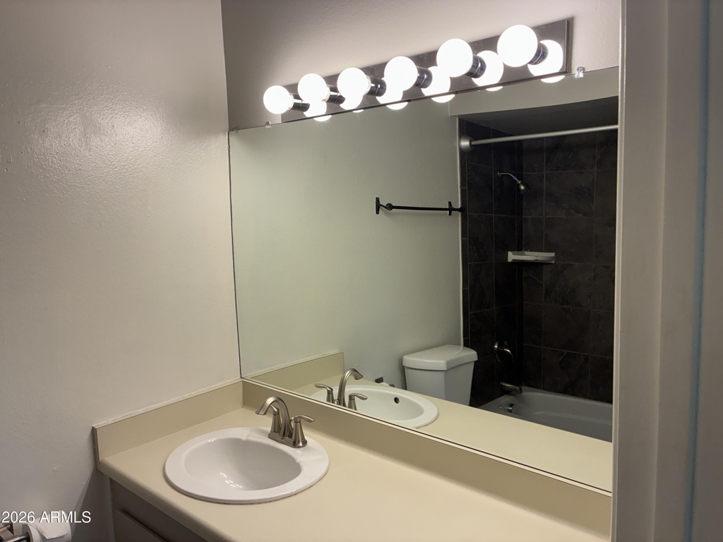8055 E Thomas Road - Photo 10