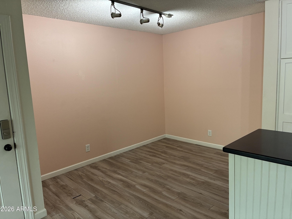 8055 E Thomas Road - Photo 5