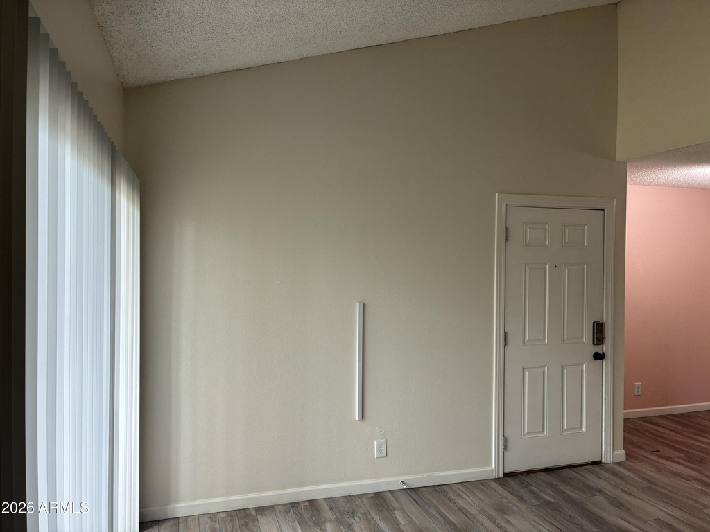 8055 E Thomas Road - Photo 3