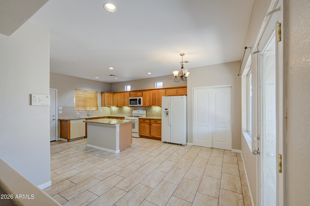 9131 W Hubbell Street - Photo 14
