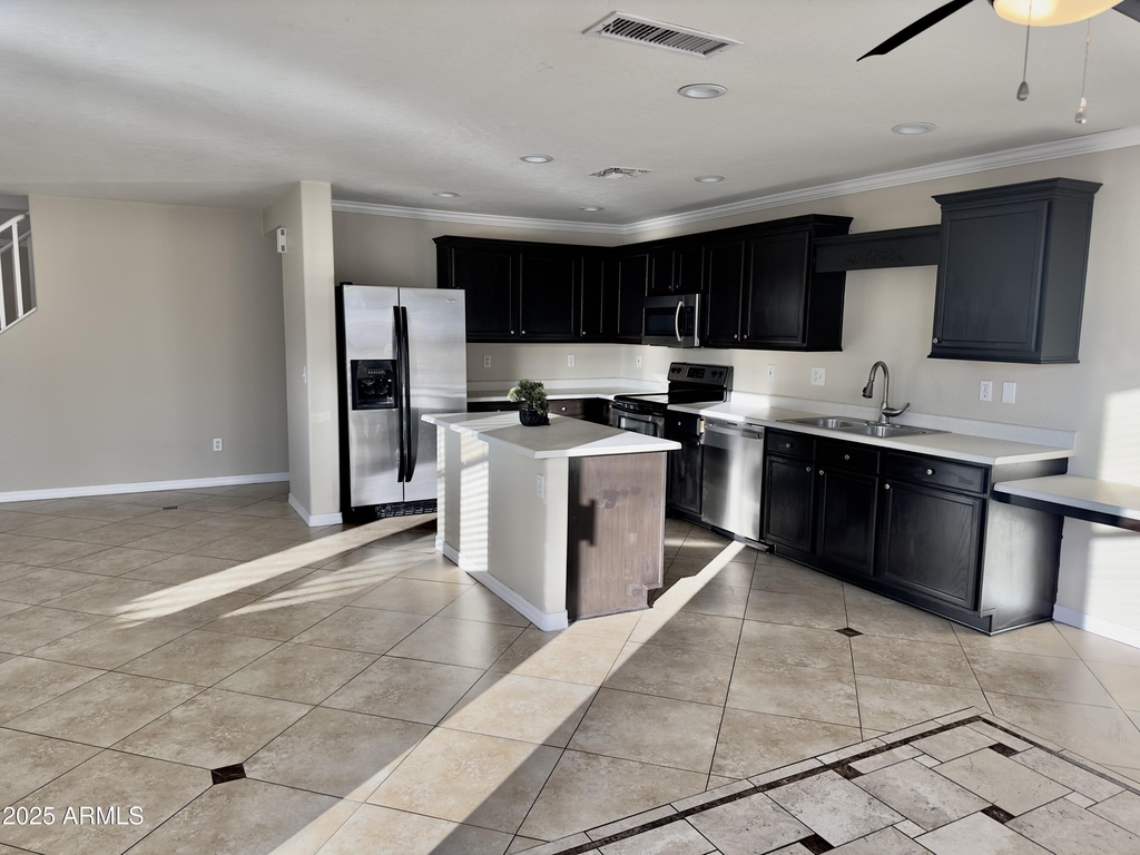 3435 E Longhorn Drive - Photo 1