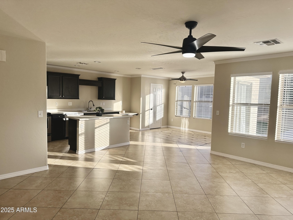 3435 E Longhorn Drive - Photo 4