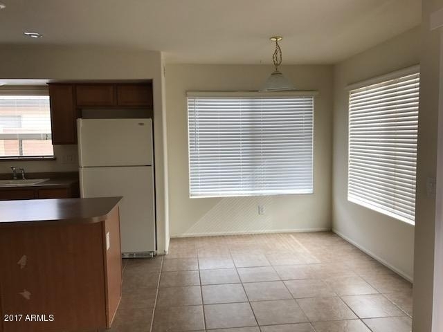 42207 W Chambers Drive - Photo 2