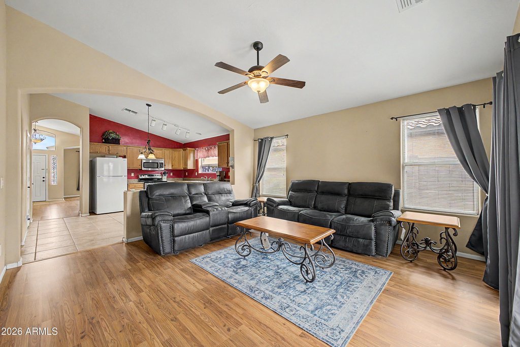 642 W Mesquite Tree Lane - Photo 2