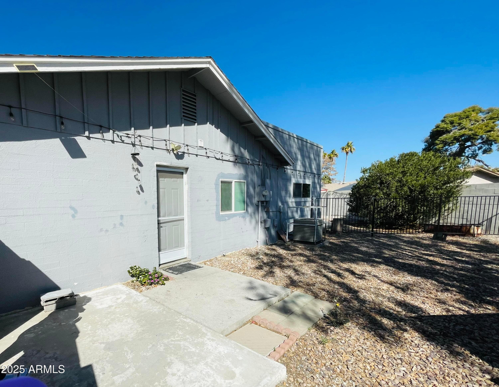 3720 W Mauna Loa Lane - Photo 2