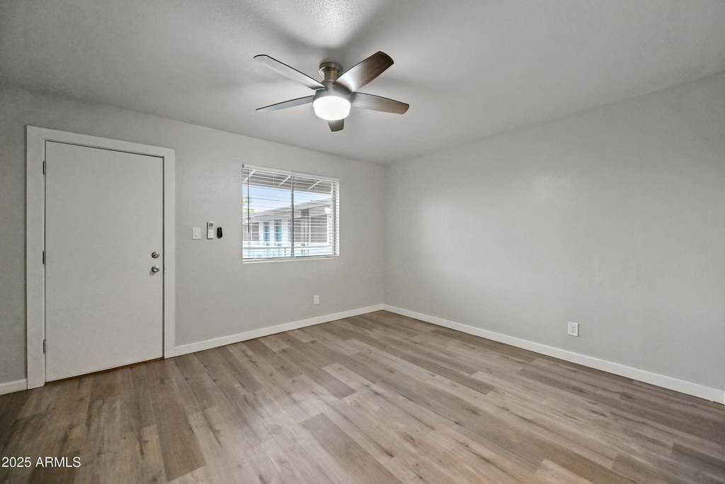 3025 N 32nd Street - Photo 2