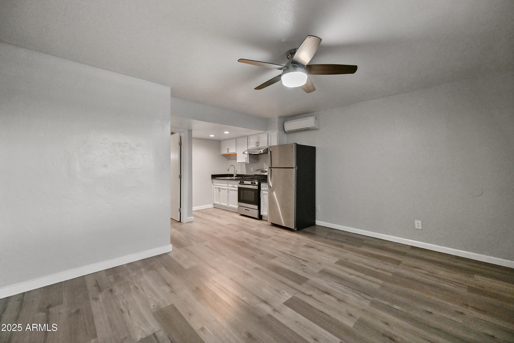 3025 N 32nd Street - Photo 3