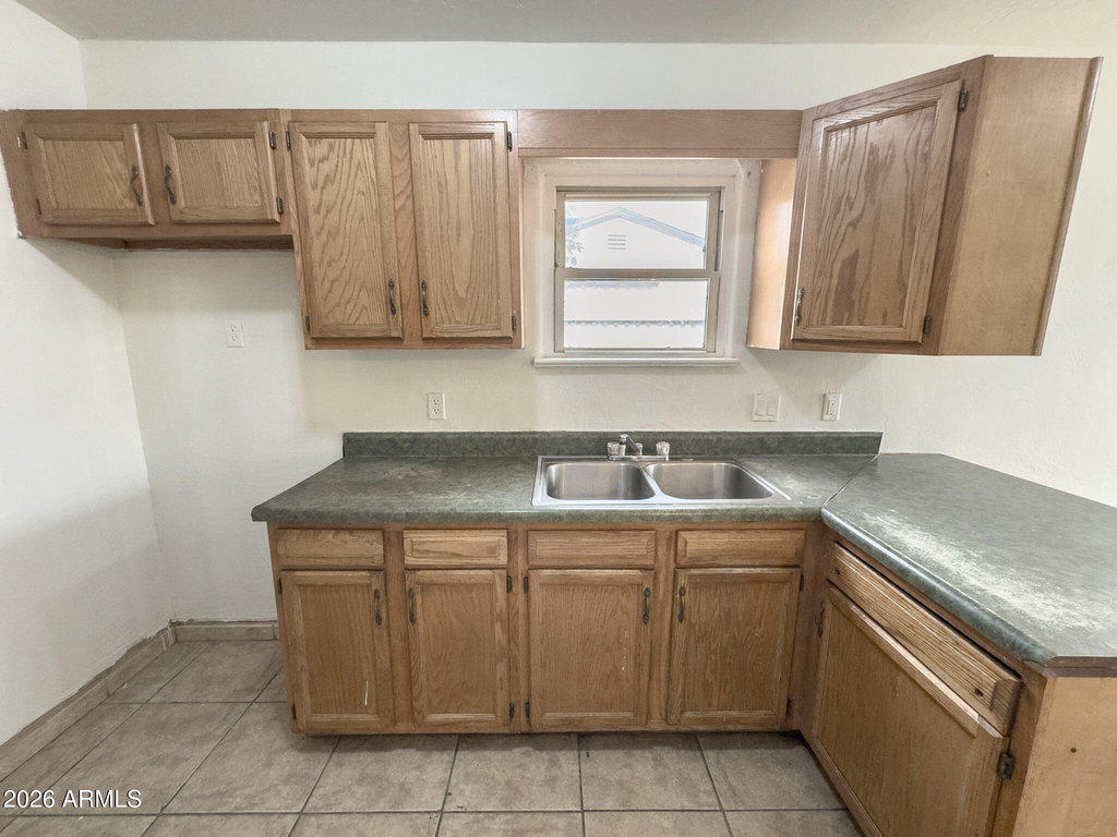 2517 E Culver Street - Photo 13