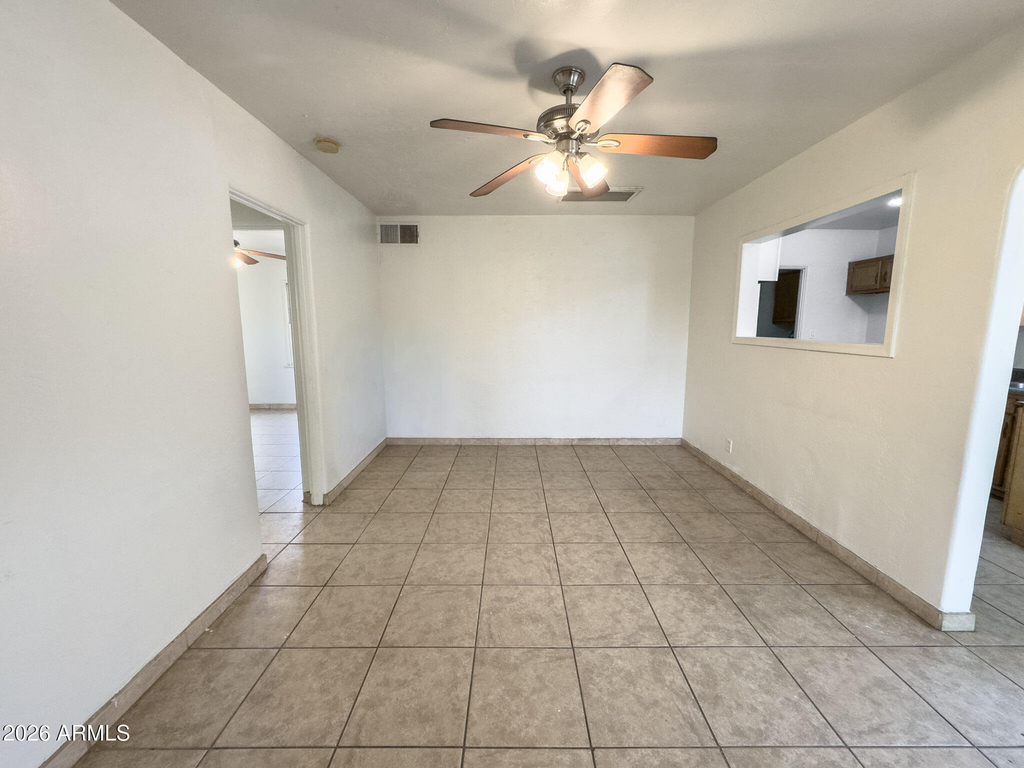 2517 E Culver Street - Photo 6