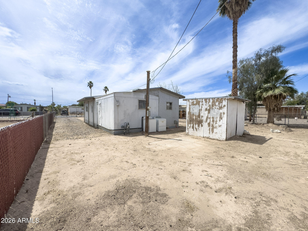 13522 W Maryland Avenue - Photo 30