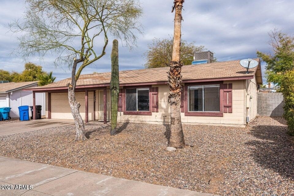 2914 E Charleston Avenue - Photo 1