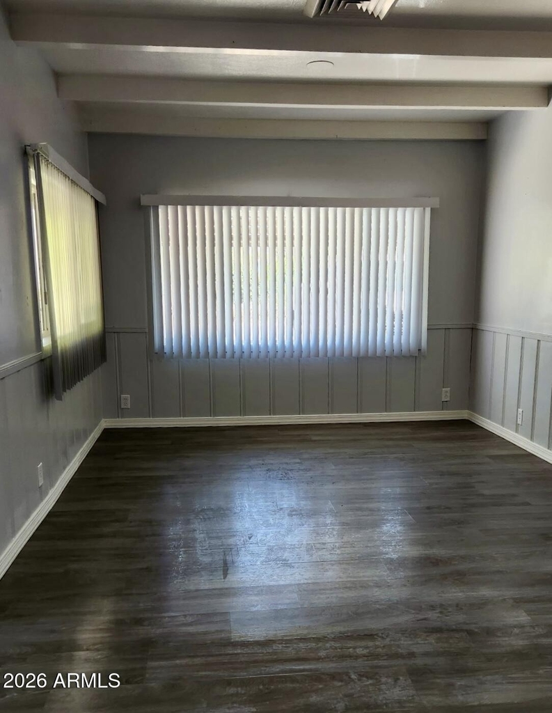 7561 N 27th Avenue - Photo 12