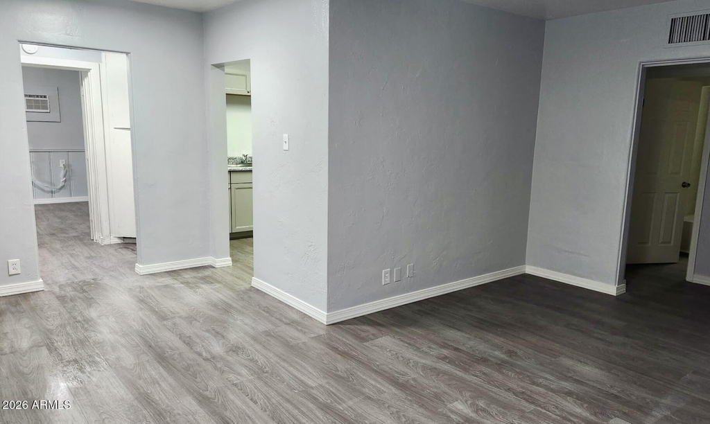 7561 N 27th Avenue - Photo 5