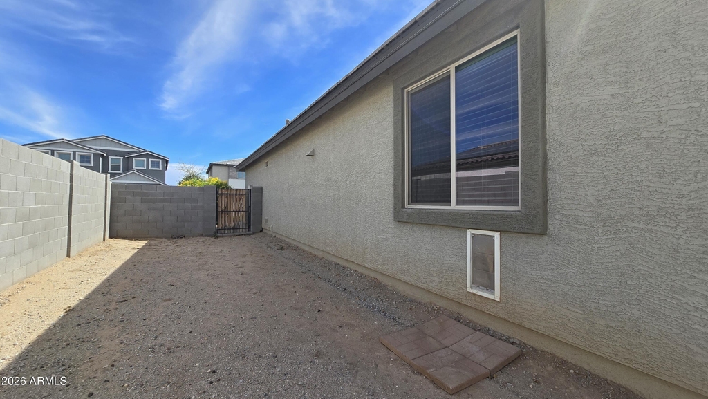 19912 W Lilac Street - Photo 31