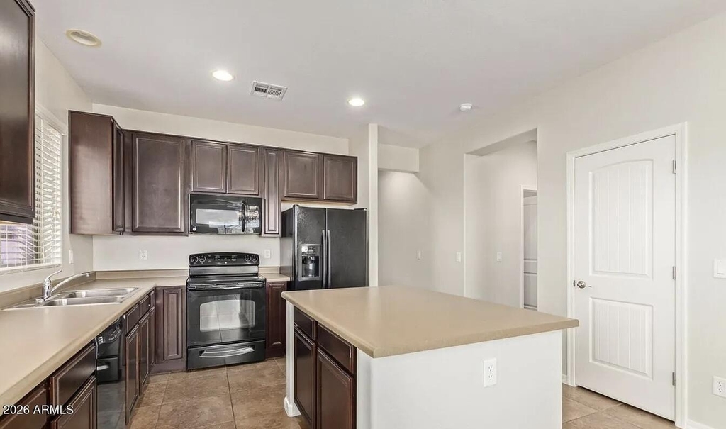 34578 N Mirandesa Drive - Photo 3