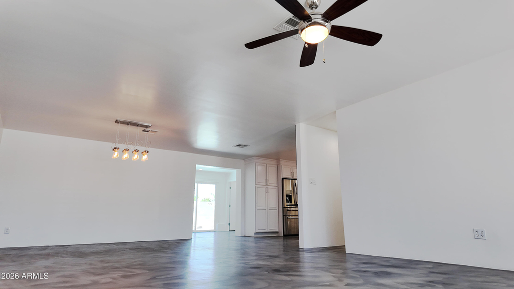 8144 E Fairmount Avenue - Photo 2