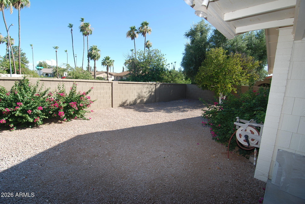 8619 E Via Del Palacio -- - Photo 25