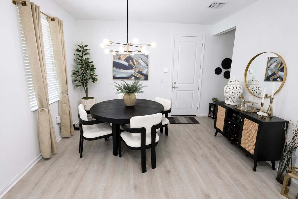 4238 Longwood Lake Square - Photo 2