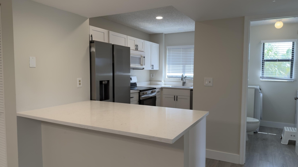 160 Bella Vista Court N - Photo 4