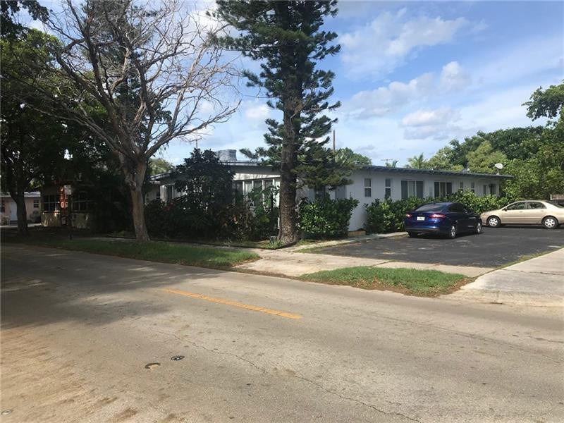 725 S 20th Avenue - Photo 5