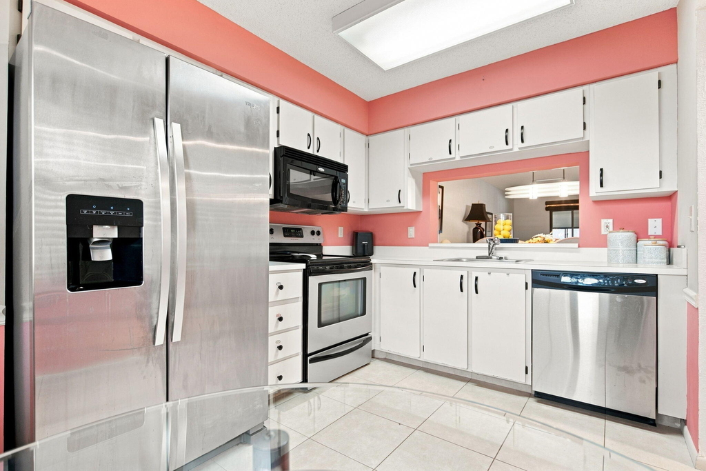 7290 Kinghurst Drive - Photo 7