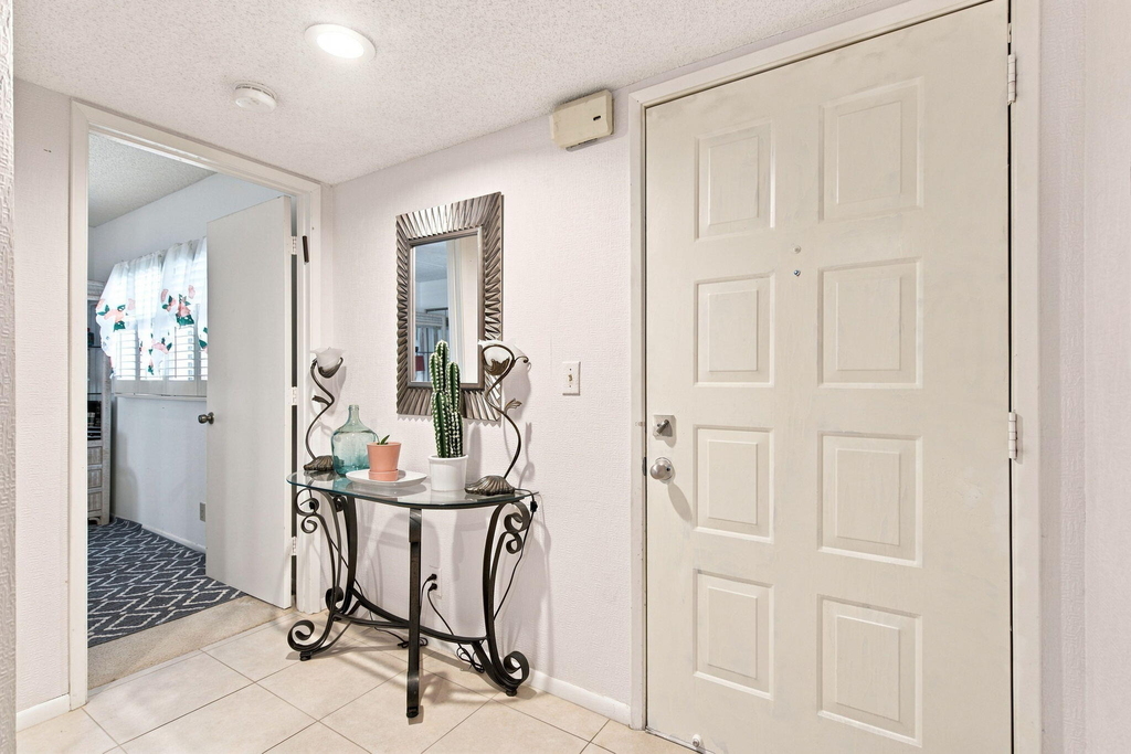 7290 Kinghurst Drive - Photo 2