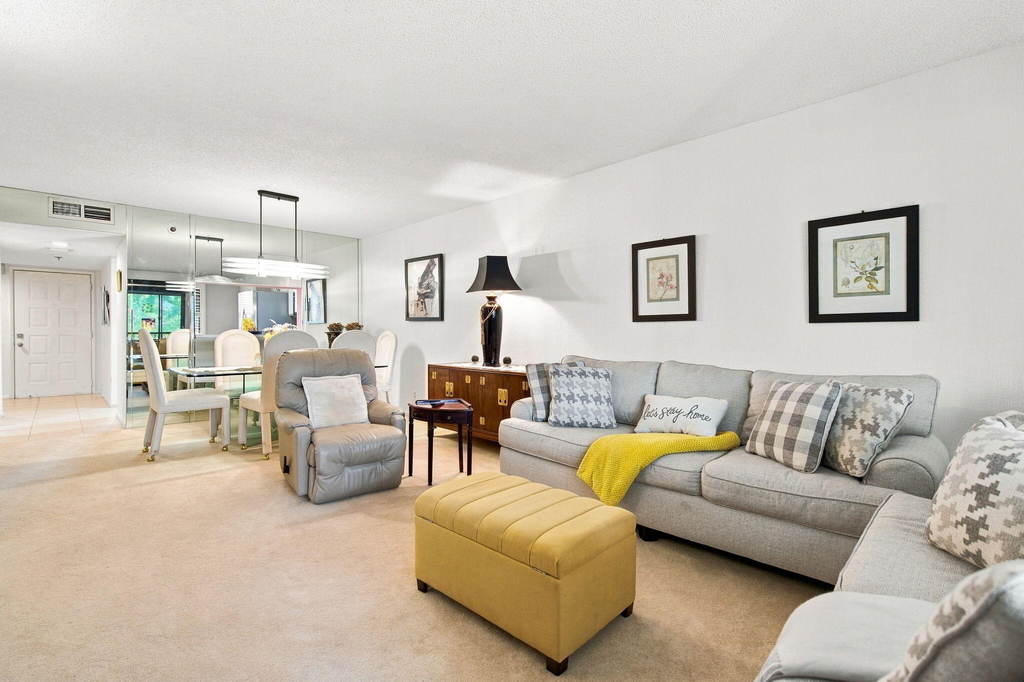 7290 Kinghurst Drive - Photo 5