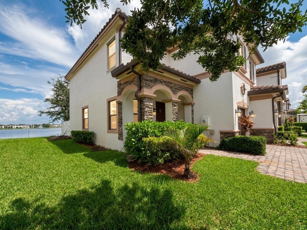 15503 Sw 40th Street - Photo 2