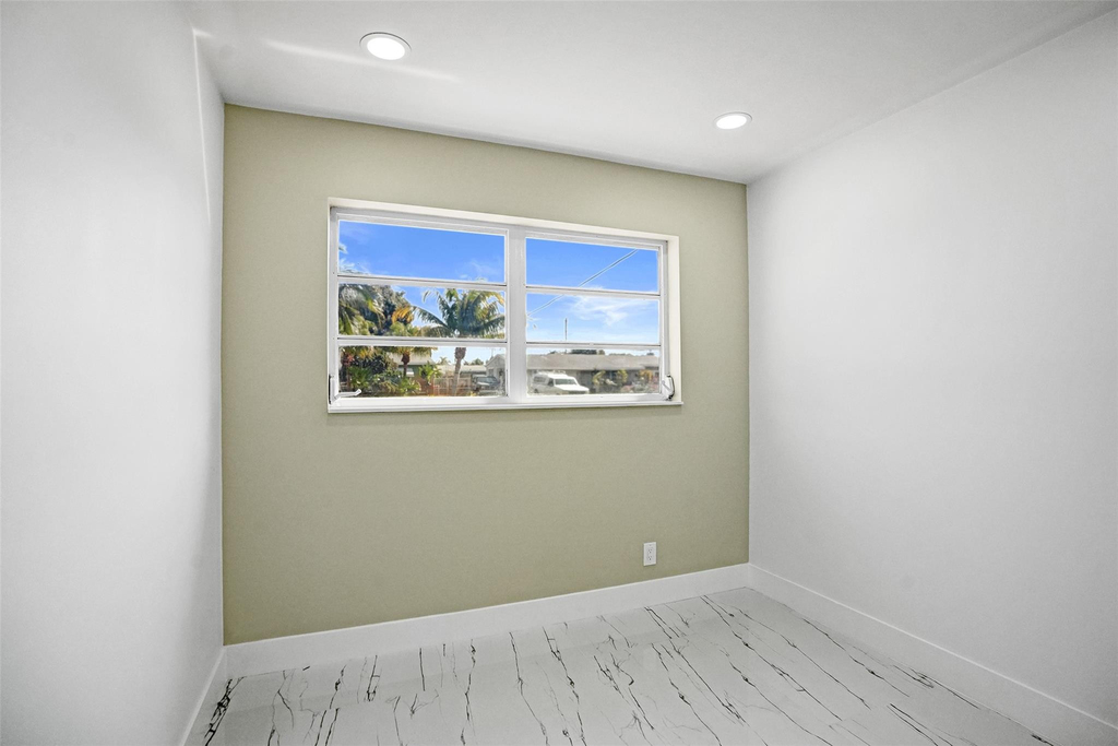 1437 Sw 1st Avenue - Photo 20