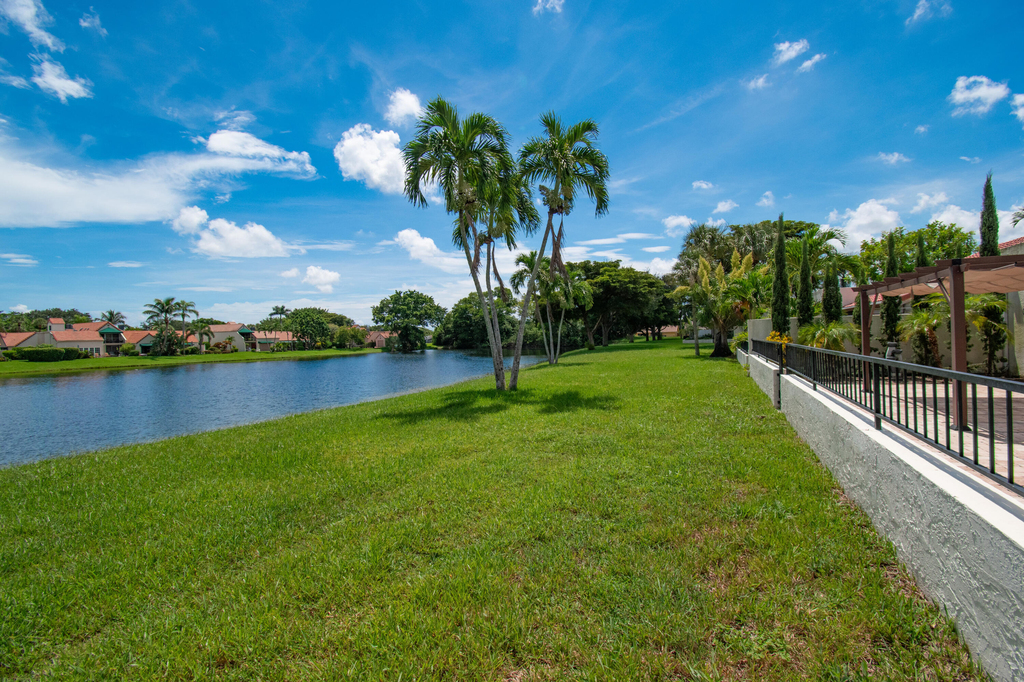 21460 Laguna Drive - Photo 45