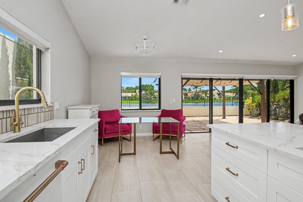 21460 Laguna Drive - Photo 10