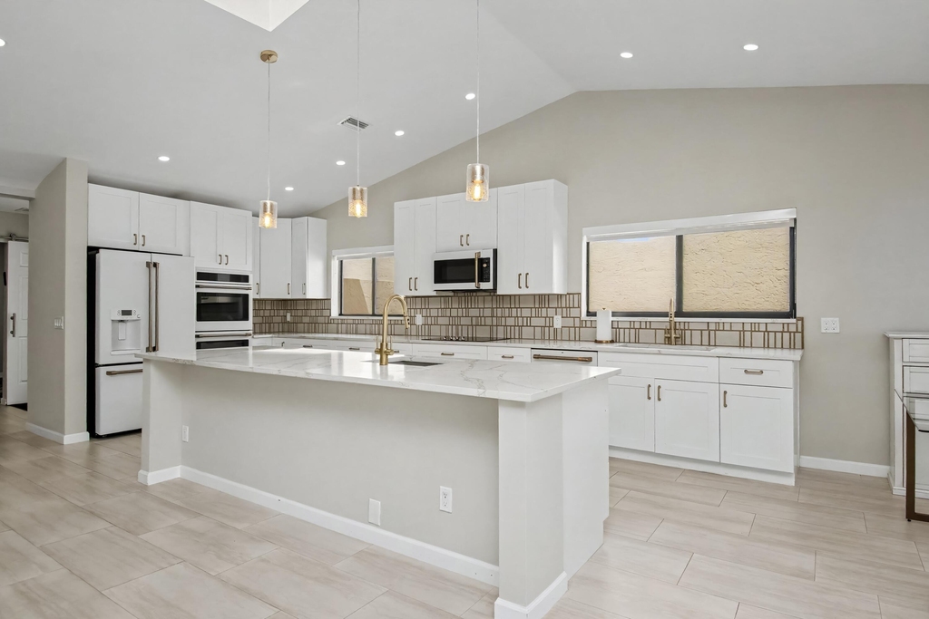 21460 Laguna Drive - Photo 7