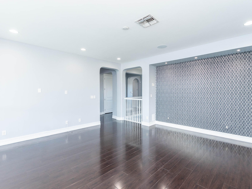 9040 Watercrest Circle W - Photo 15