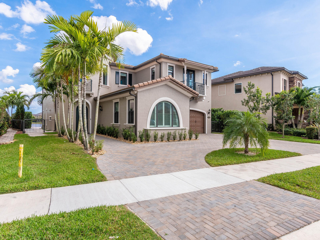 9040 Watercrest Circle W - Photo 1