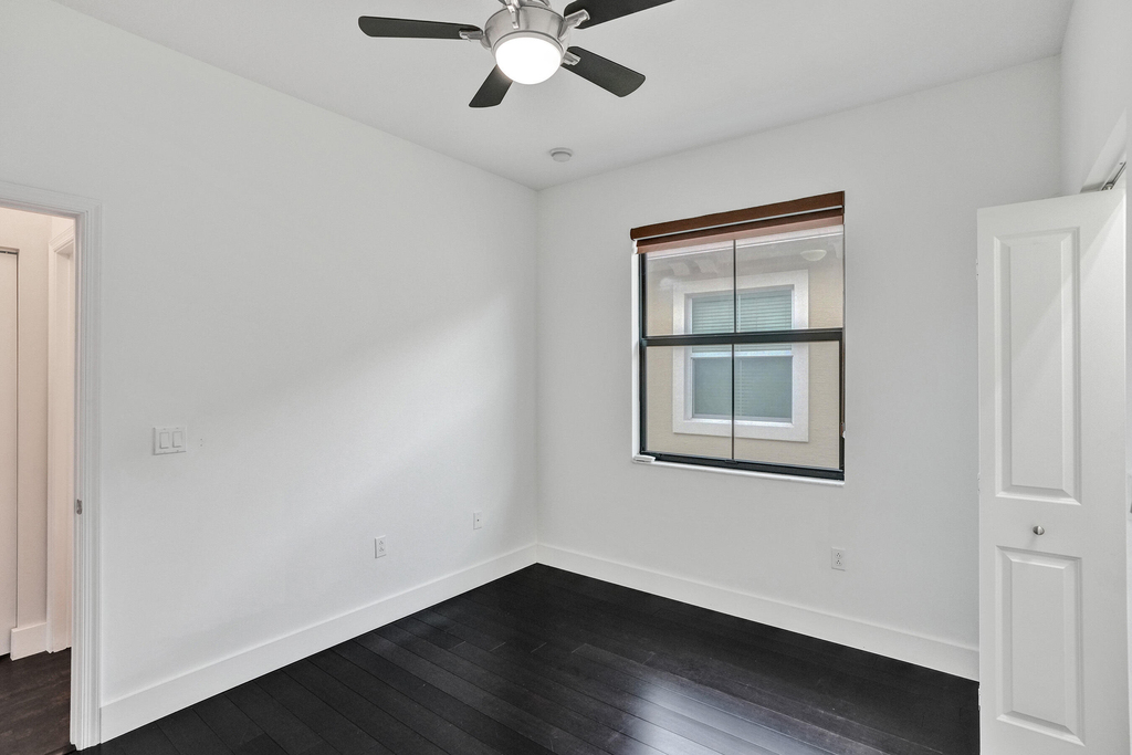 12662 Nw 32nd Place - Photo 17