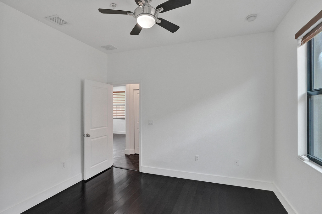 12662 Nw 32nd Place - Photo 18