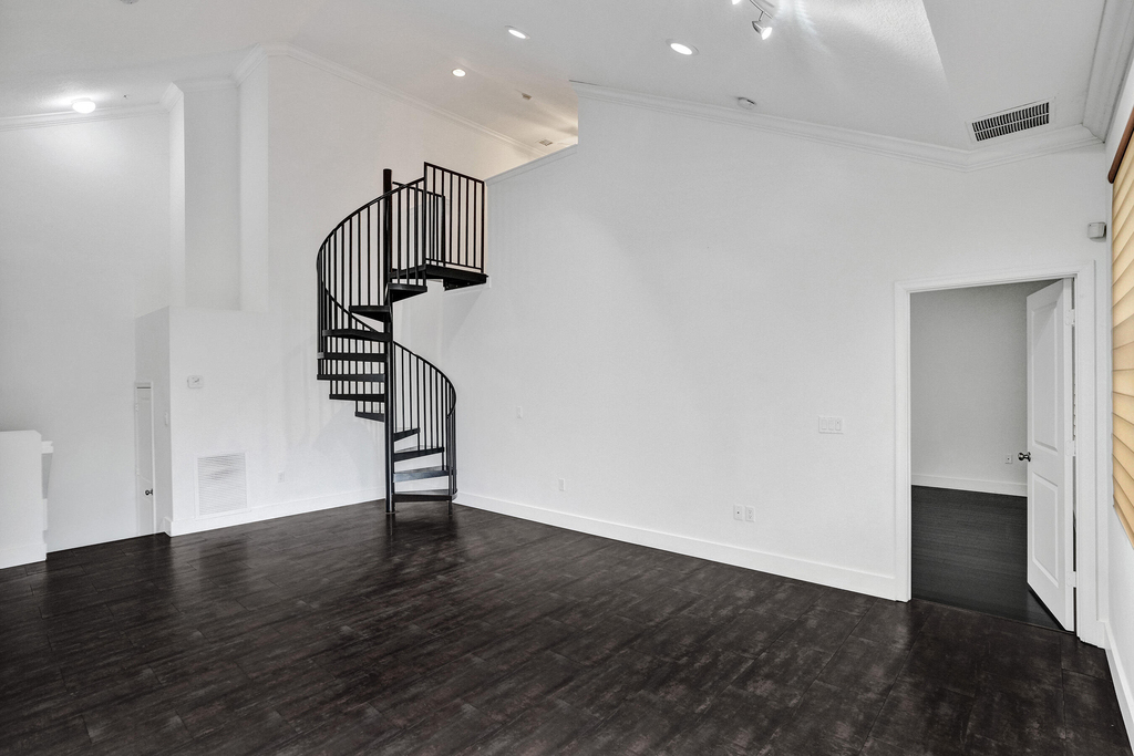 12662 Nw 32nd Place - Photo 7