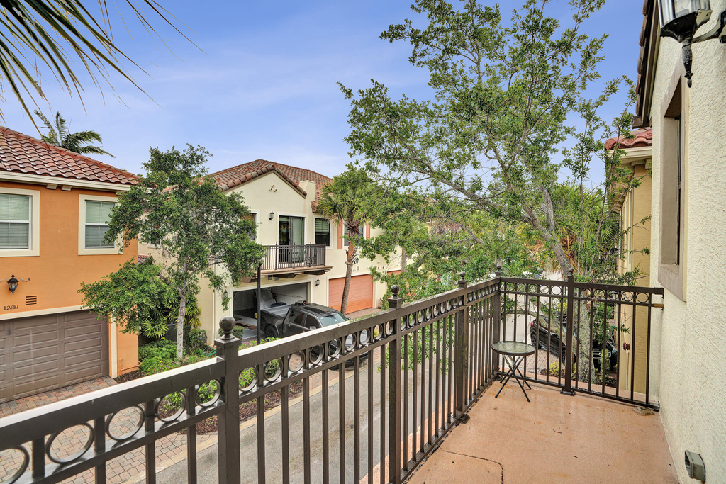12662 Nw 32nd Place - Photo 34