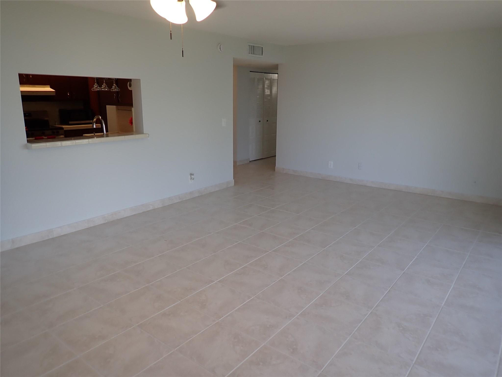 106 Lake Emerald Drive - Photo 6