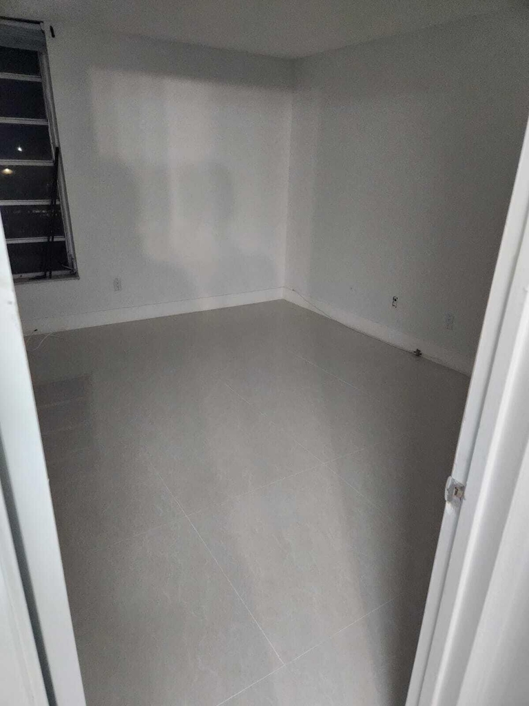 8801 W Flagler Street - Photo 11