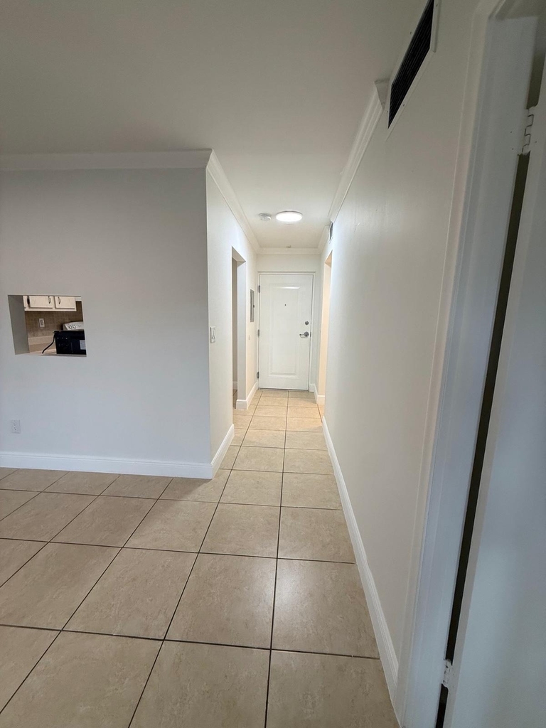 7732 Camino Real - Photo 2
