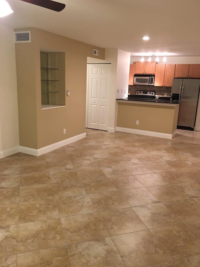 1865 Palm Cove Boulevard - Photo 2