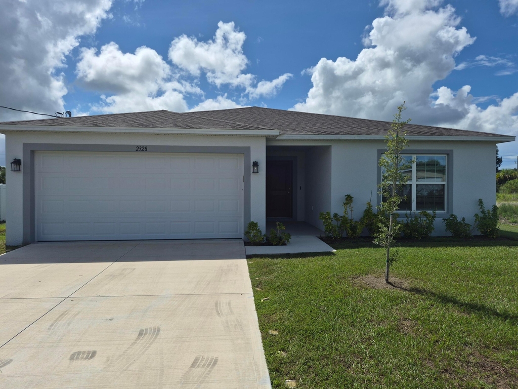 2328 Bimini Avenue Sw - Photo 0
