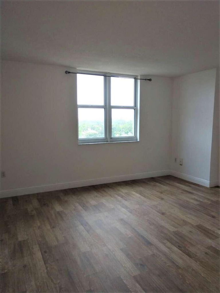 3000 Coral Way - Photo 14