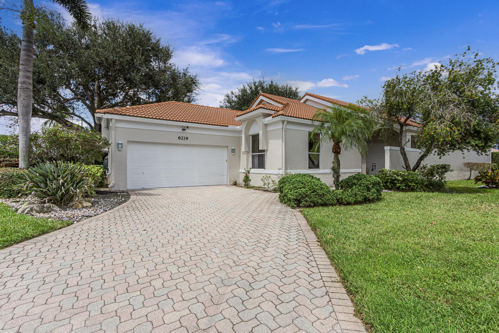 6219 Evian Place - Photo 0