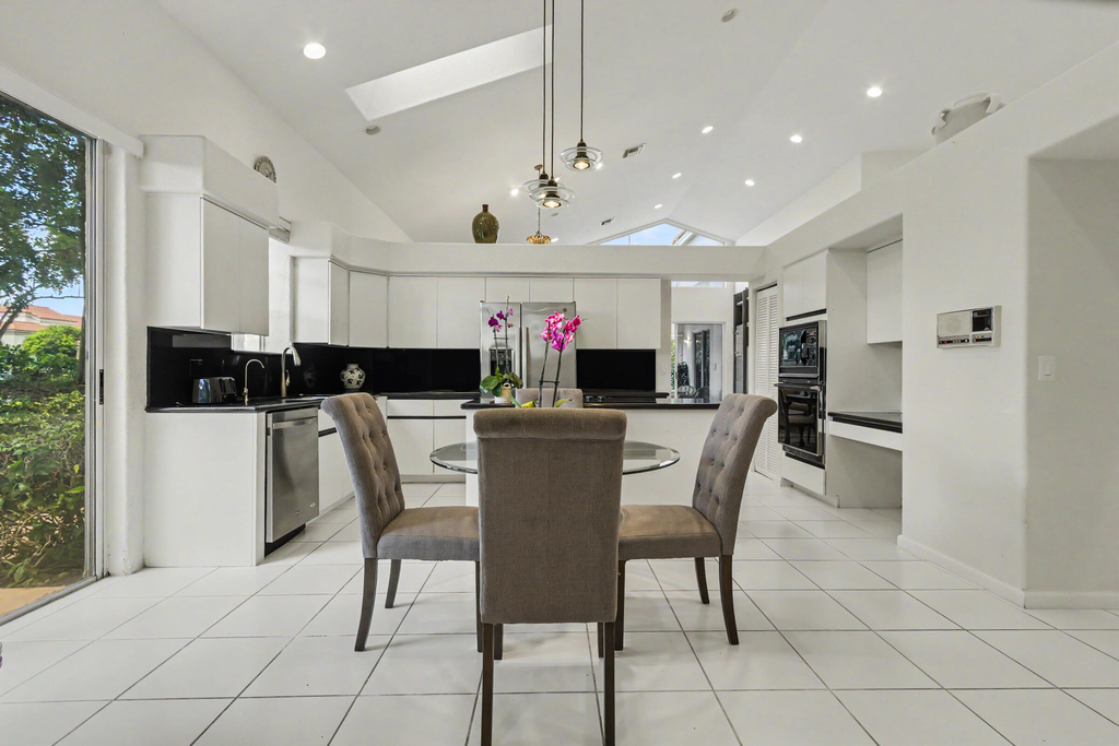 6219 Evian Place - Photo 24