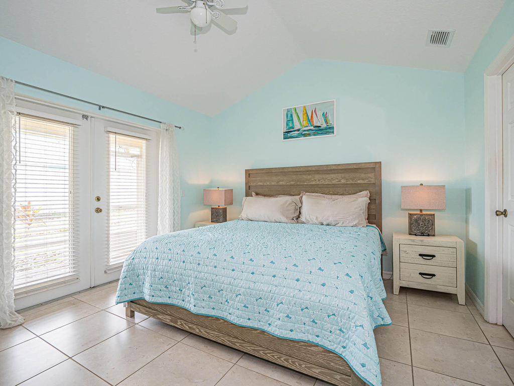 559 6th Street - Photo 20